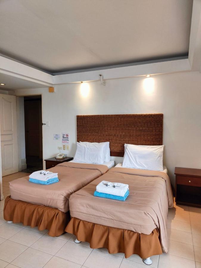 Wild Orchid Beach Resort Olongapo Exterior foto