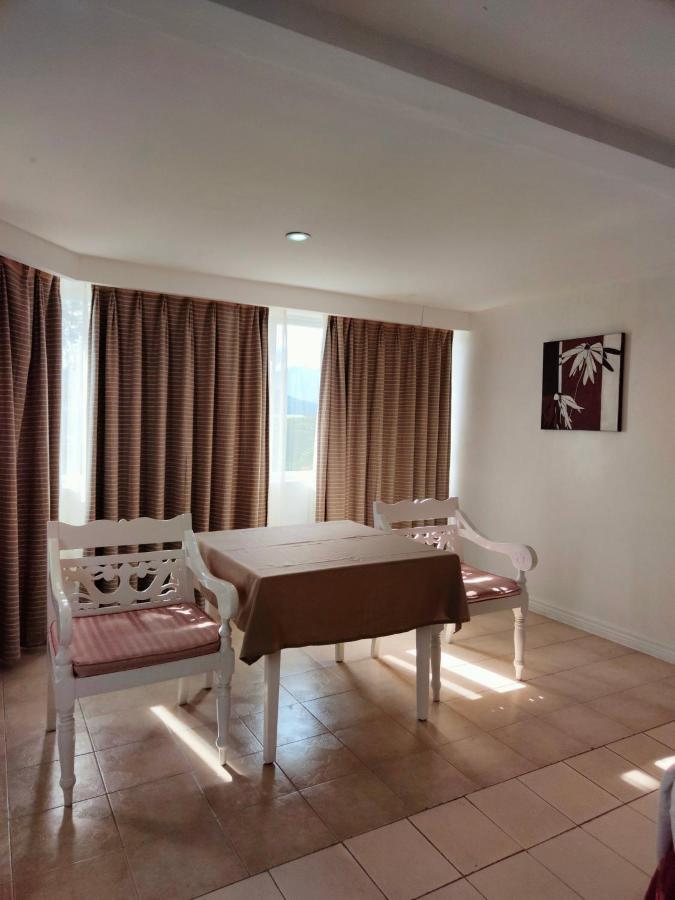 Wild Orchid Beach Resort Olongapo Exterior foto