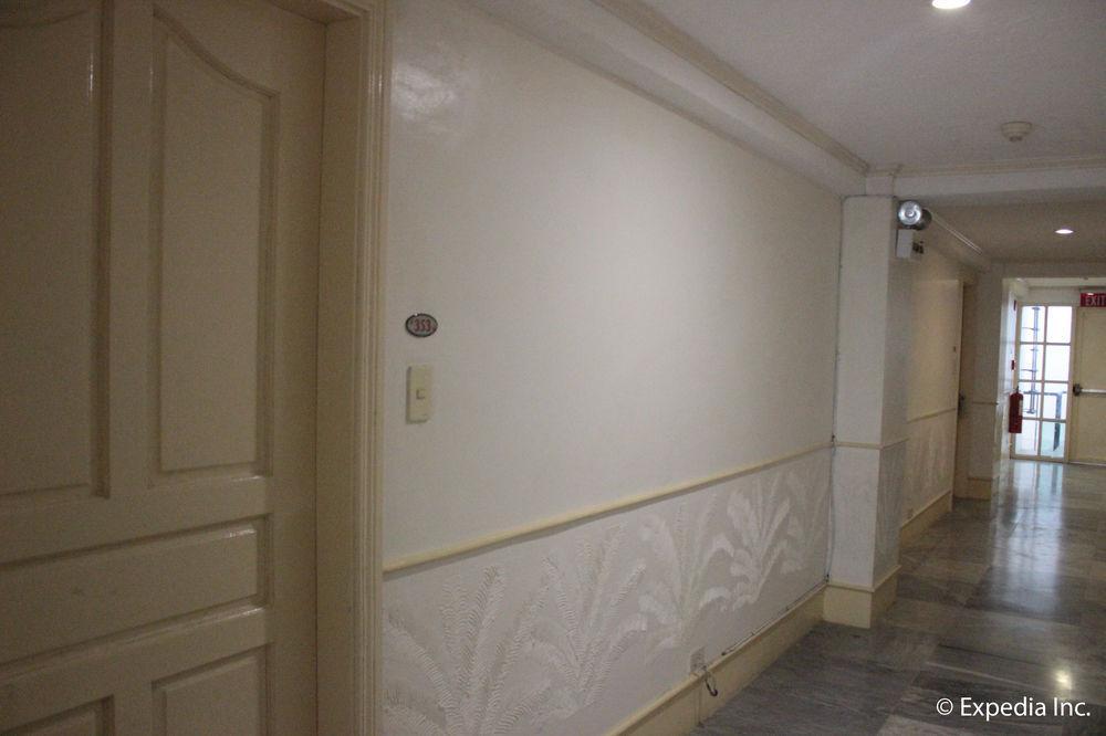Wild Orchid Beach Resort Olongapo Exterior foto