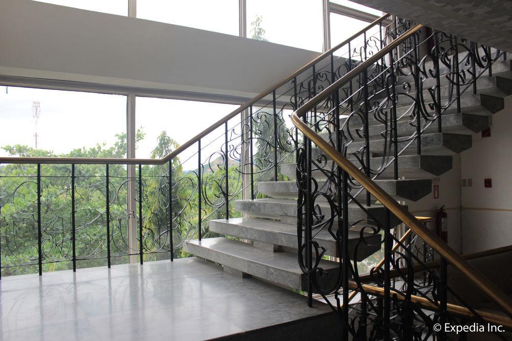 Wild Orchid Beach Resort Olongapo Exterior foto